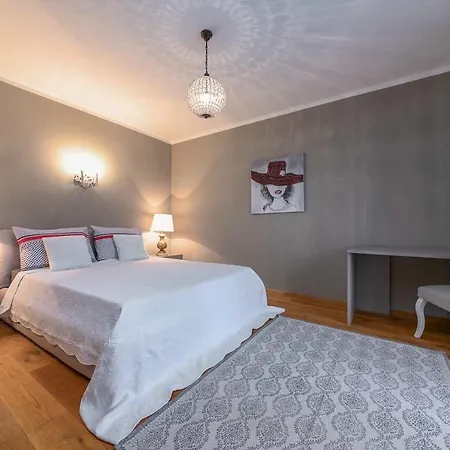 Prázdninový dům Pietra *