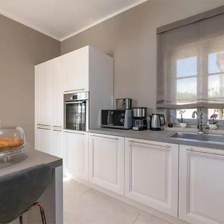 Pietra Ferienhaus Višnjan
