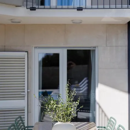 Pietra Villa *