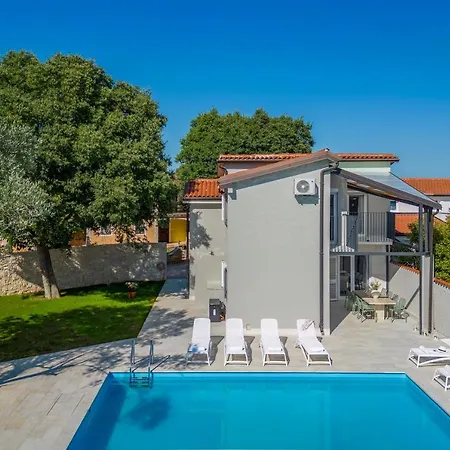 Villa Pietra