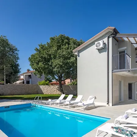 Villa Pietra Brtonigla